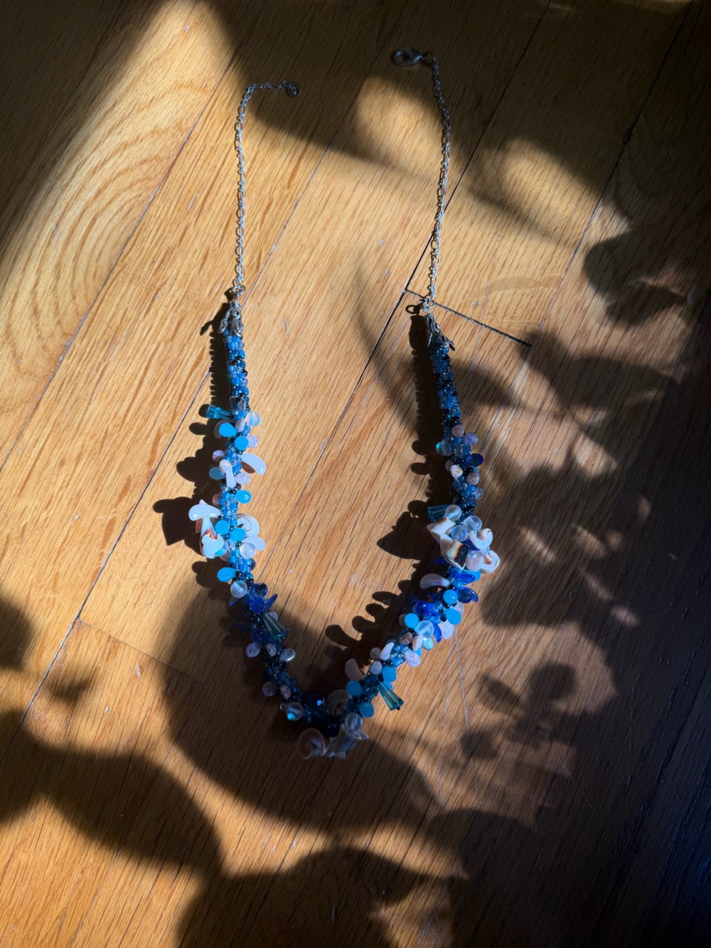 Source Unknown Blue & White Bead Cluster Necklace